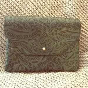 Francesca’s green clutch, tri-pocketed